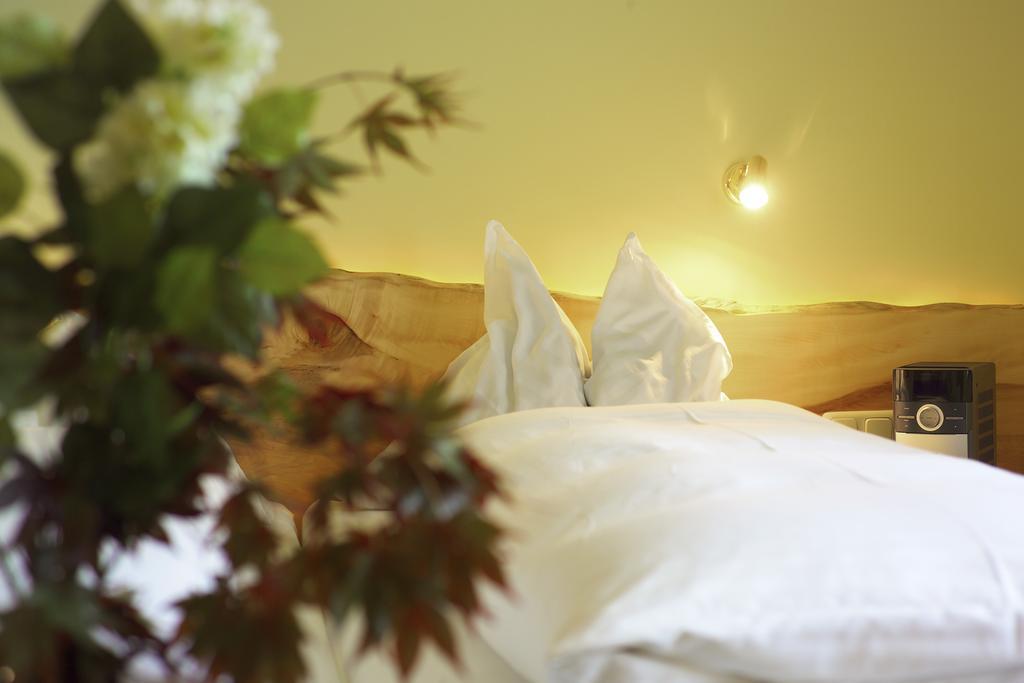 Hotel & Restaurant Ragginger Attersee Nussdorf am Attersee Δωμάτιο φωτογραφία